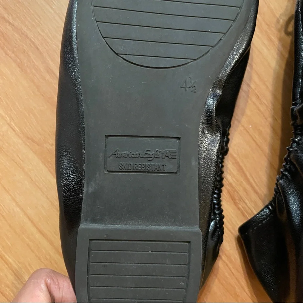 Girls American Eagle Flats